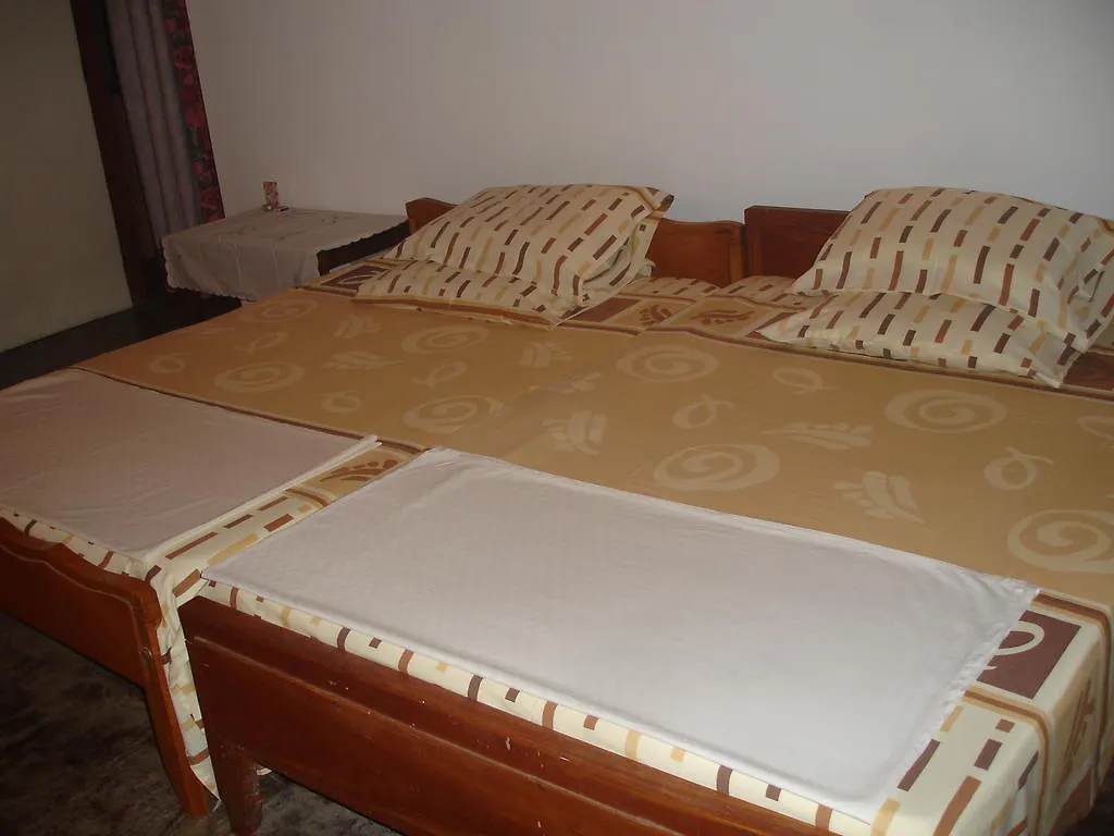 B&B Sujatha'S Homestay Residence 캔디