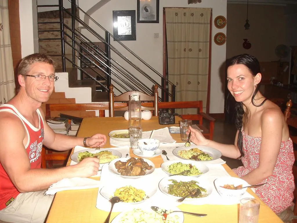 Sujatha'S Homestay Residence 캔디
