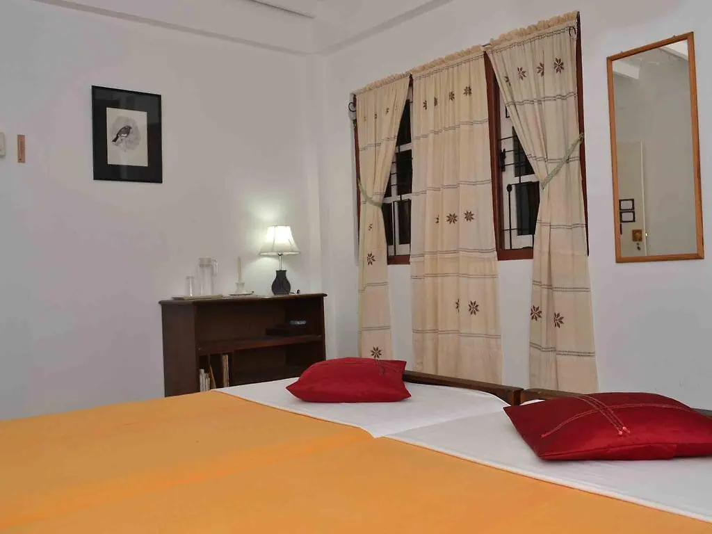 Sujatha'S Homestay Residence 캔디